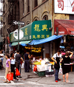 CHINESE POPULATION IN CHINATOWN NEW YORK CITY by 1870, there was a Chinese population of 200. By the time the Chinese Exclusion Act of 1882 was passed, the population was up to 2,000 residents. By 1900, there were 7,000 Chinese residents, but fewer than 200 Chinese women, actually between 70000 and 150000. Chinatown offers a historical and cultural experience in New York city