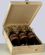 Descubre el &nbsp;Gusto del vino Italiano con vinos tinto Primitivo Latias, Imperium Chardonnay, Negroamaro, Irenico Salice Salentino, Bocciolo Novello, Solice Rosato, Partemio Malvasia Bianca... Lomazzi & Sarli siembra, cosecha la uva propia en nuestro vi�edos ubicados en Latiano Brindisi (Puglia) con 108 hectareas (1.080.000 m2) y mas de 5000 - 6000 plantas de uva por hectarea... Cada estacion estudiamos y seleccionamos las mejores uvas para servir a la Distribucion Mundial de Vinos de Alta Calidad