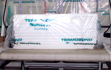 Thermobond for acoustic insulation panels in polyester fiber products made in Italy, Italian polyester products manufacturing for acoustic padding, furniture sofa pads, polyester fibers mattress pad, clothing foam padding manufacturer, polyester fibe foam, thermal and acoustic insulation for civil building applications for the industry, we offer our Engineering research department to meet your industrial requirements, looking for distributors in Asia, Africa, Europe, Middle East and Latin America...